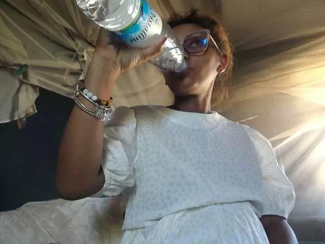 pretty-ass on BongaCams 