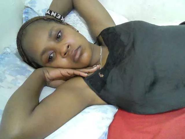 prettydoll2 on BongaCams 