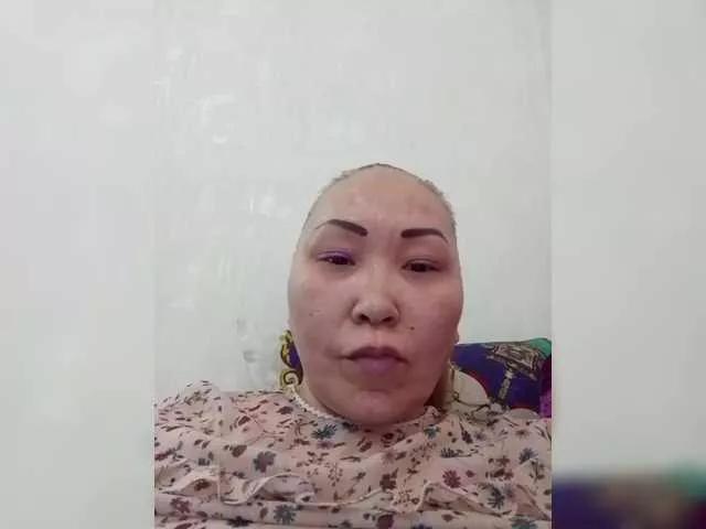 Qweentis on BongaCams 