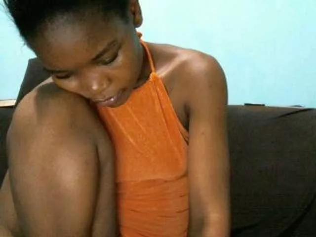 rakisha1 on BongaCams 