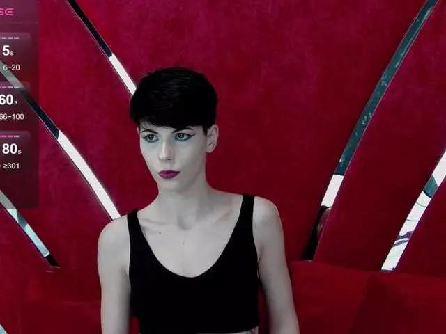 RoxxyRouge on BongaCams 
