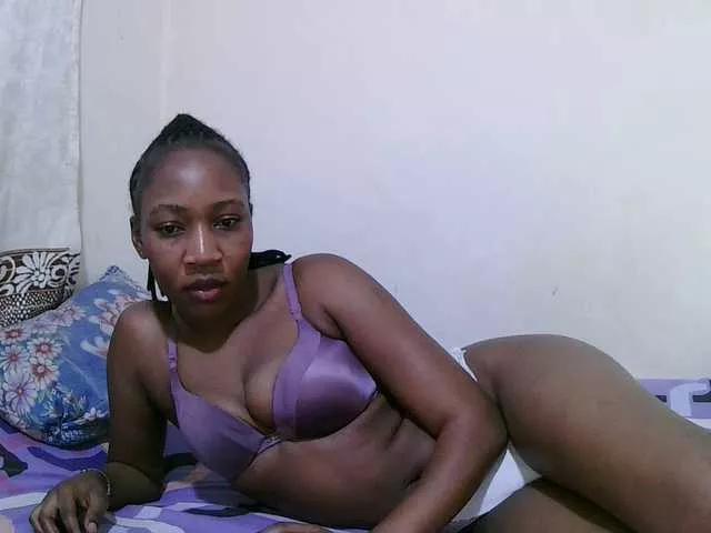 sally-cruz1 on BongaCams 