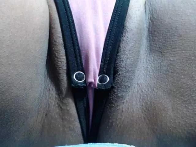 sarah-hot on BongaCams 
