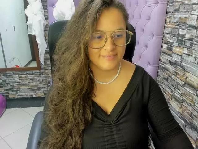 SaraThonson on BongaCams 