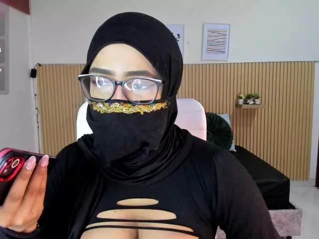 sasha-anaan on BongaCams