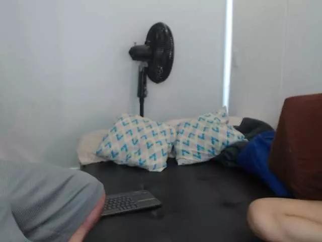 sausage-taco on BongaCams 