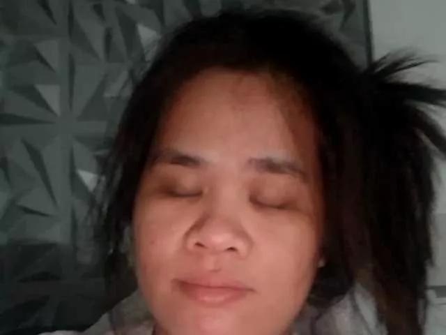 sexyasian27 on BongaCams 