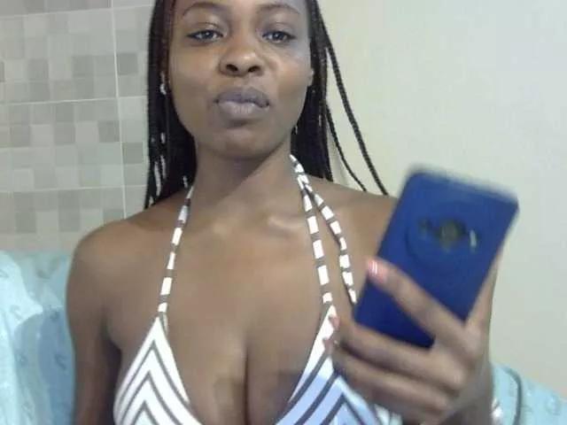 Sexyassnboobies on BongaCams