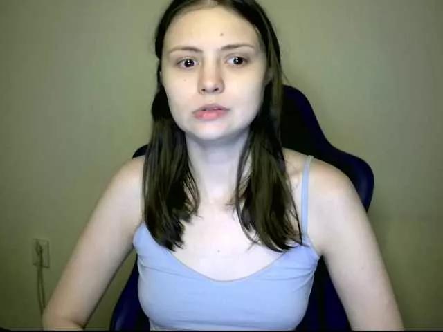 SilverSaya on BongaCams 