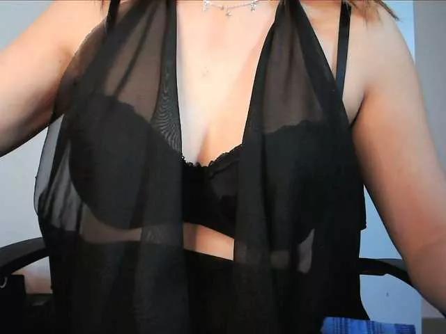 slady-pretty on BongaCams 