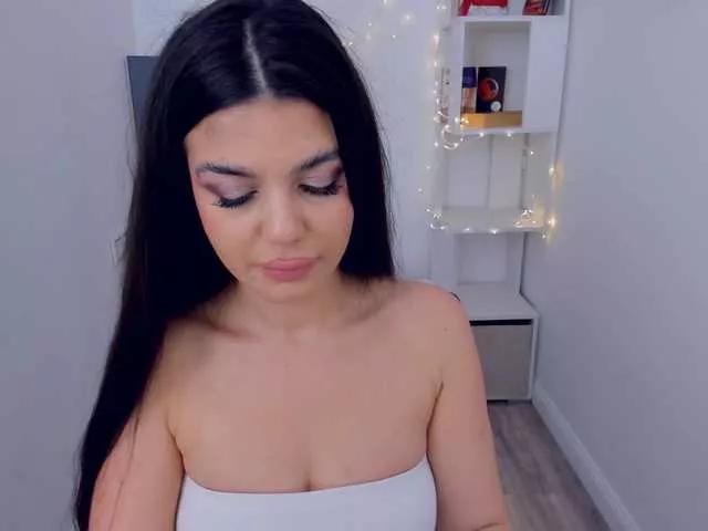 SnowingWinter on BongaCams 