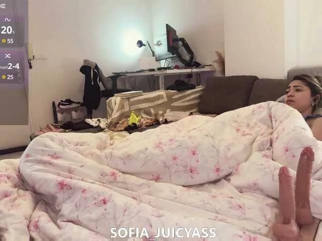 SofiaJuicyAss on BongaCams 