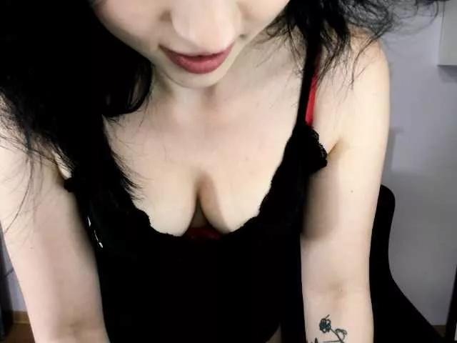 soft-denise on BongaCams 