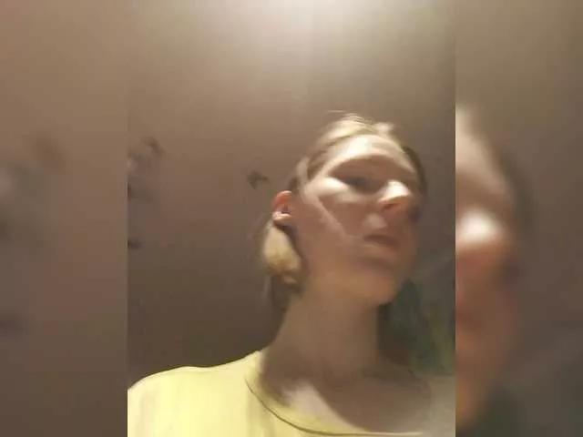 sweet-foxy on BongaCams 