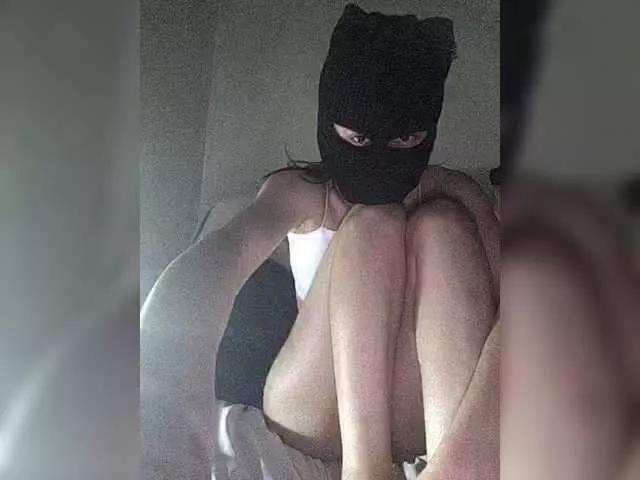 Sweet-Loli on BongaCams 