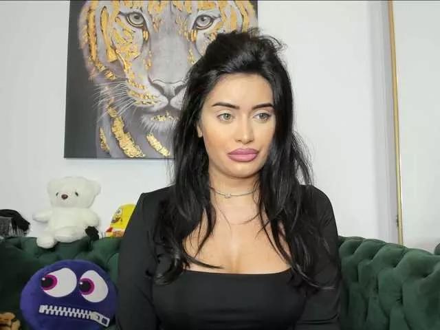 SweetPrya on BongaCams 