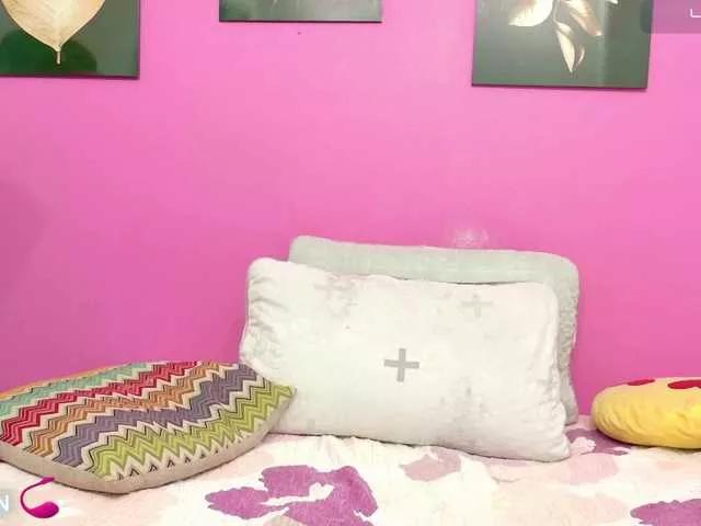 thickebonyass on BongaCams 