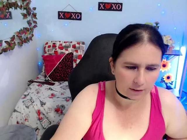 victoria-jones on BongaCams 