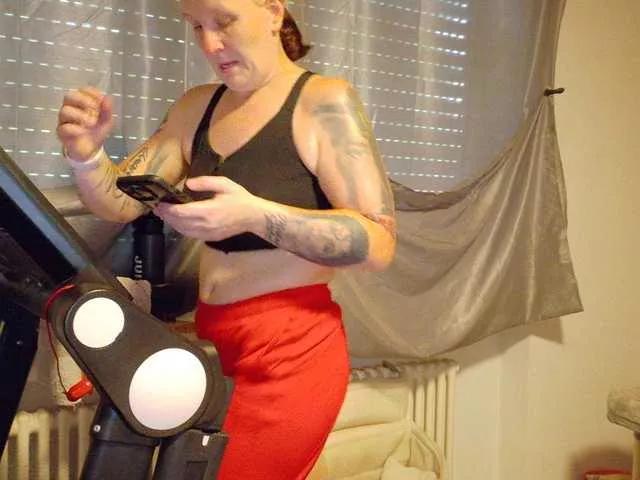 Wetgerman2 on BongaCams 