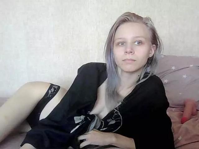 White-snow on BongaCams 