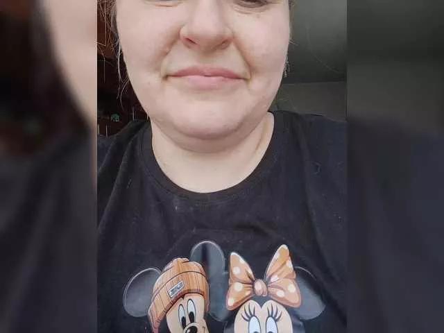 WifeyNusha on BongaCams