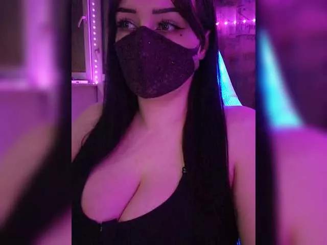 YennSI on BongaCams 