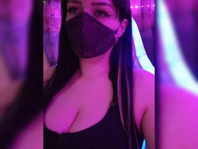 YennSI on BongaCams 