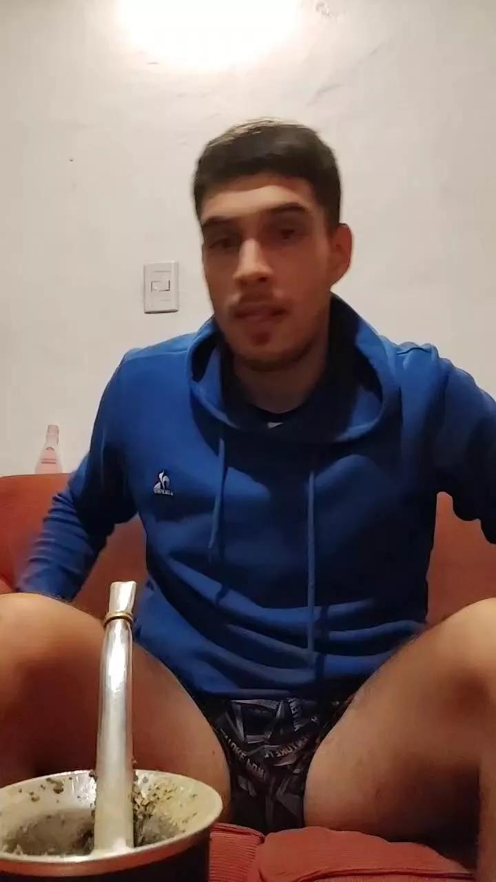 27431axel on Cam4 