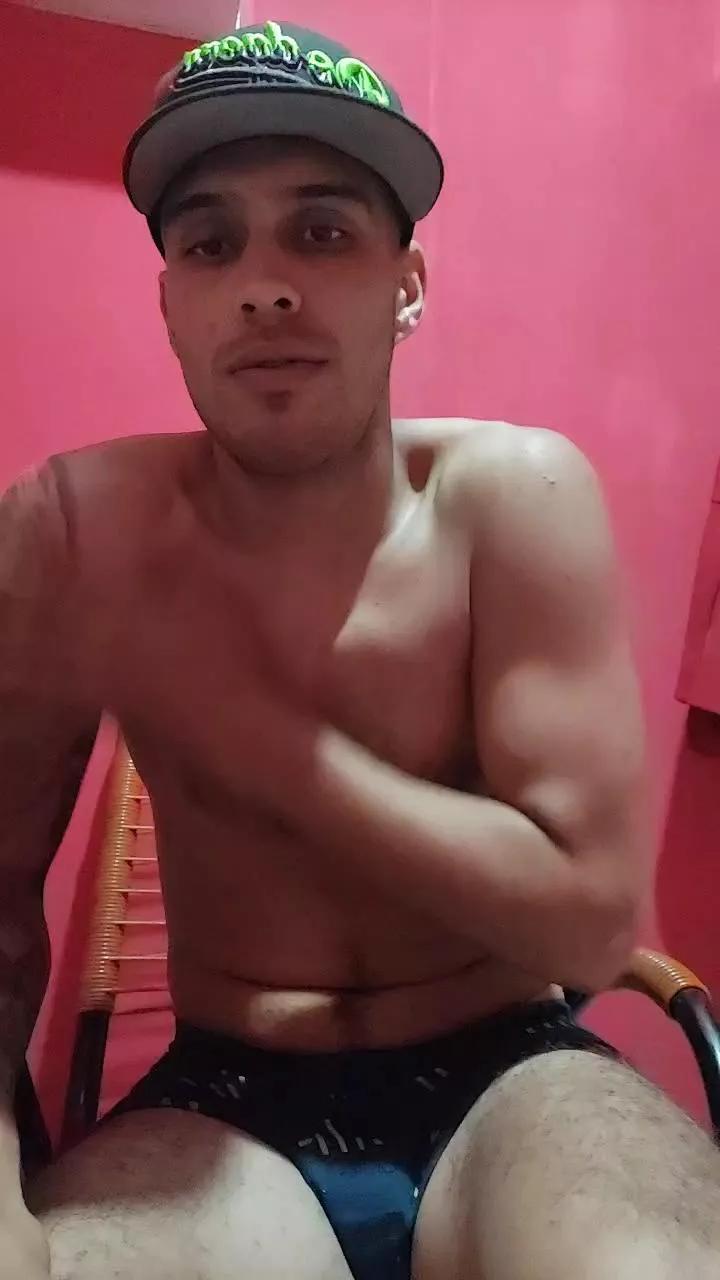 27431axel on Cam4 