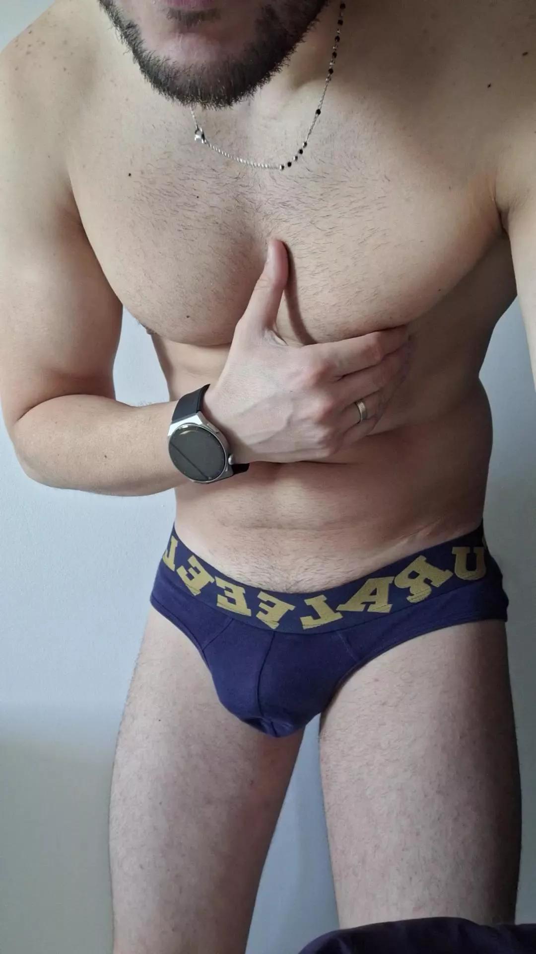 6men9 on Cam4 
