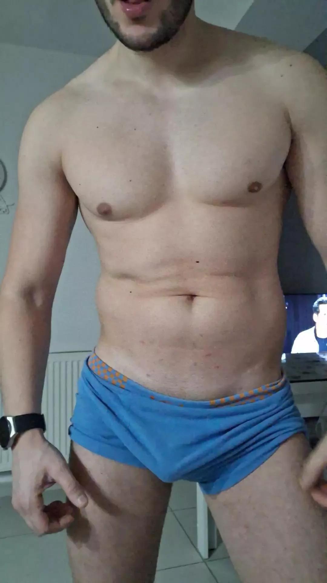 6men9 on Cam4 