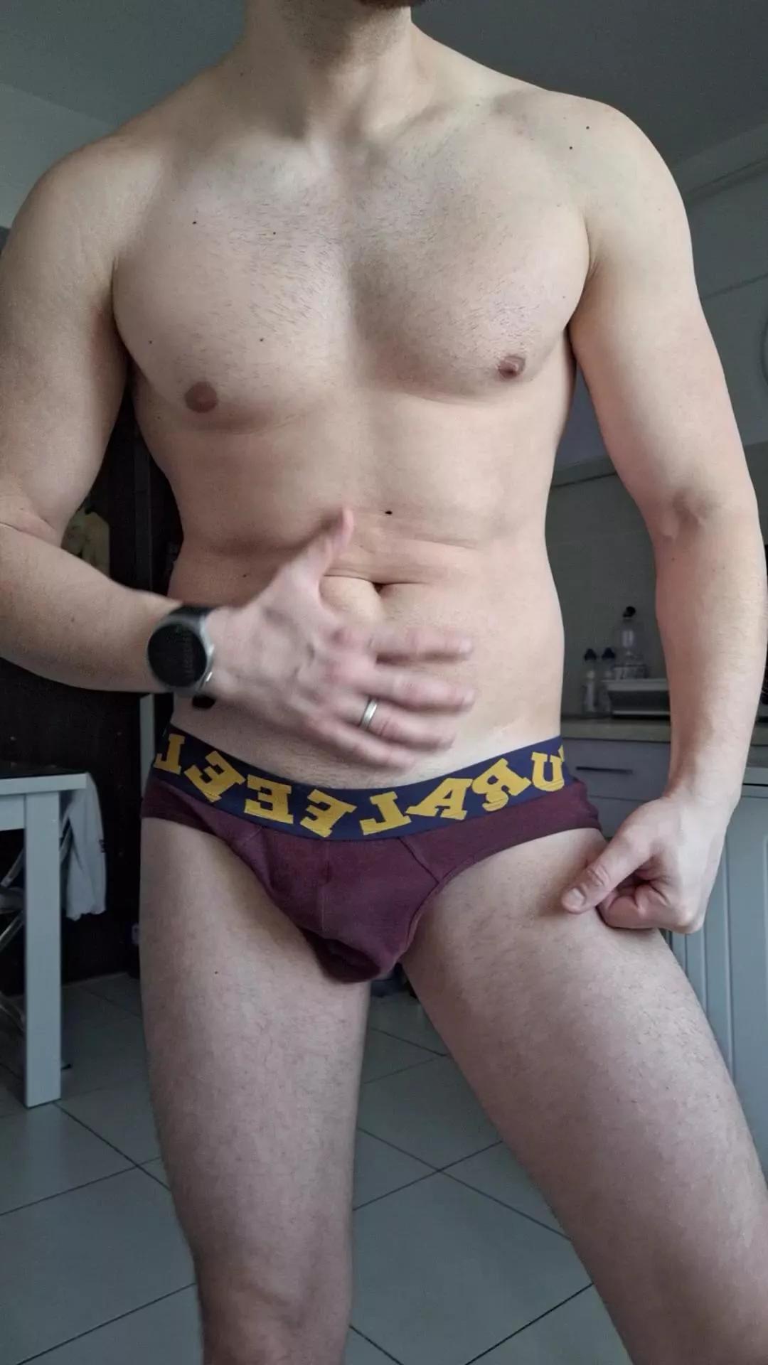 6men9 on Cam4 