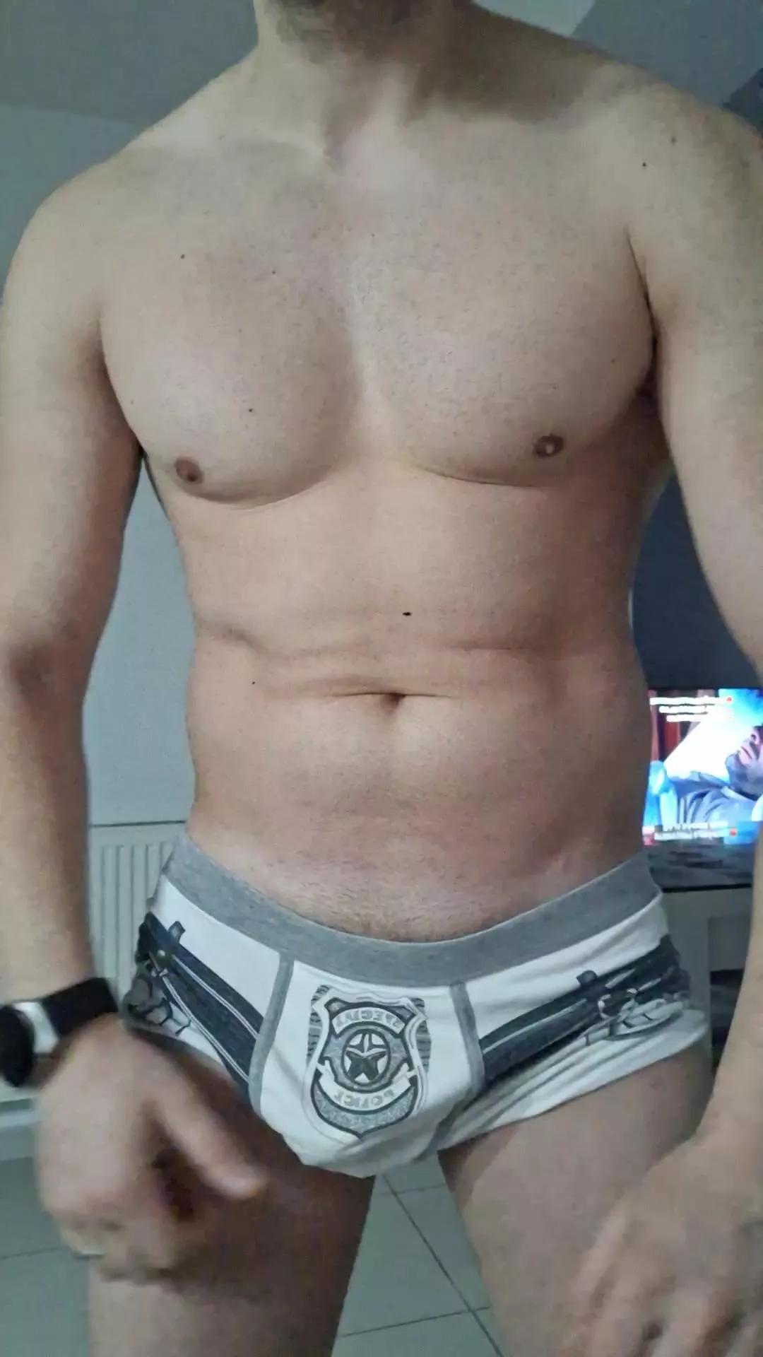 6men9 on Cam4 