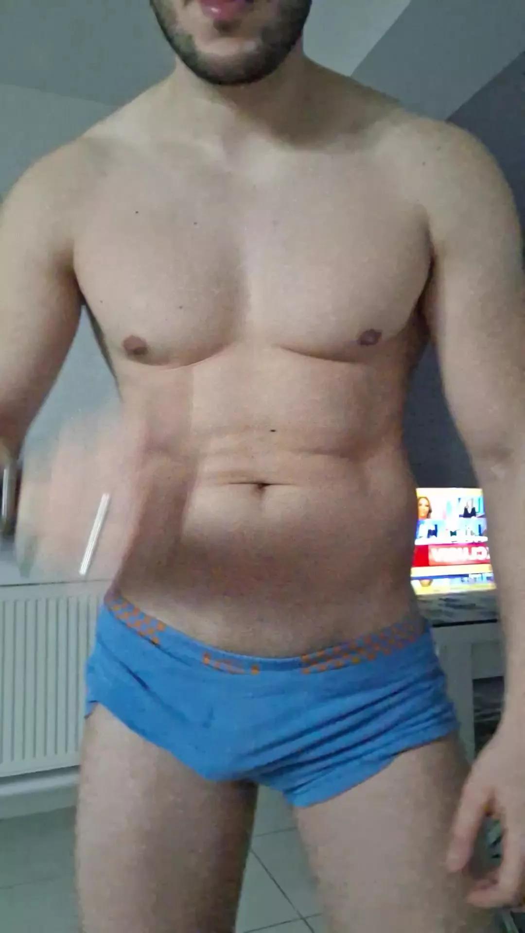 6men9 on Cam4 
