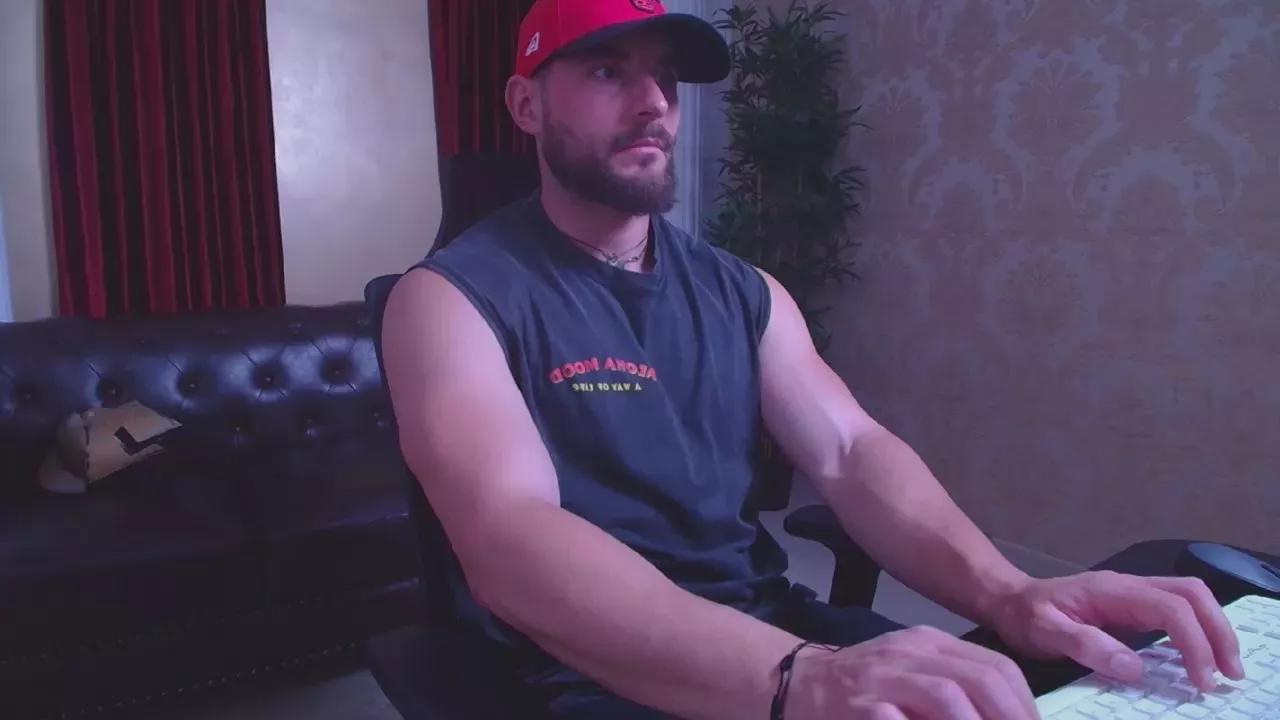 AdamJameson on Cam4 