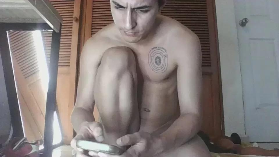 aka_subboy on Cam4 