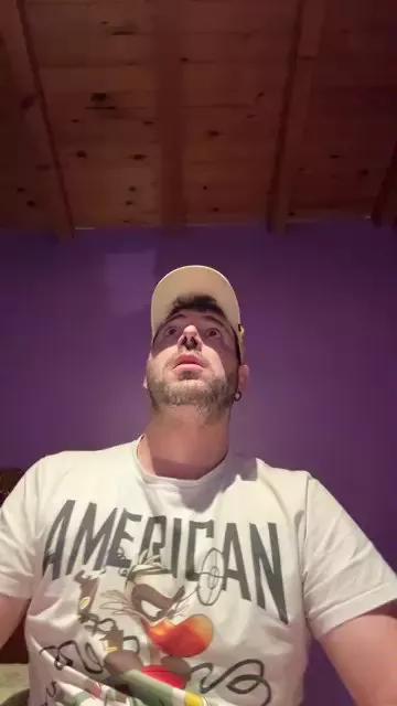 Alber21aa on Cam4 