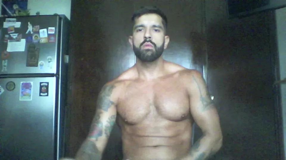 Alejo_caba24_Po on Cam4 