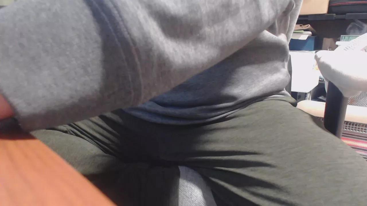 ATSU1987 on Cam4 