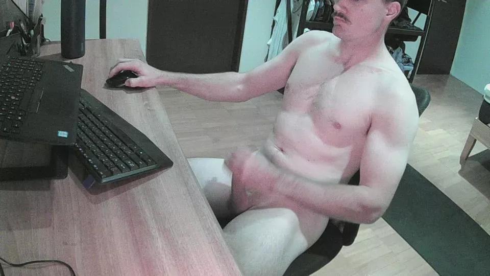 aussiewombat on Cam4 