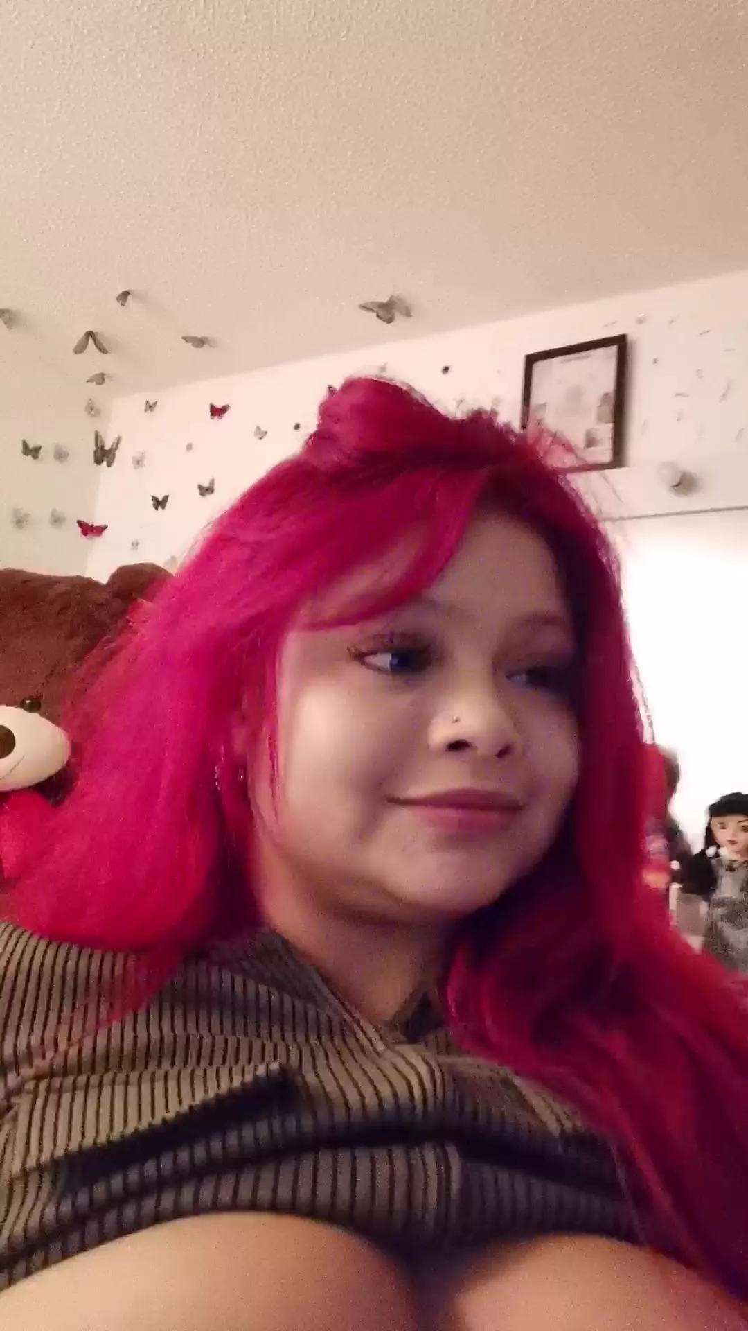 barbiee_doll on Cam4 