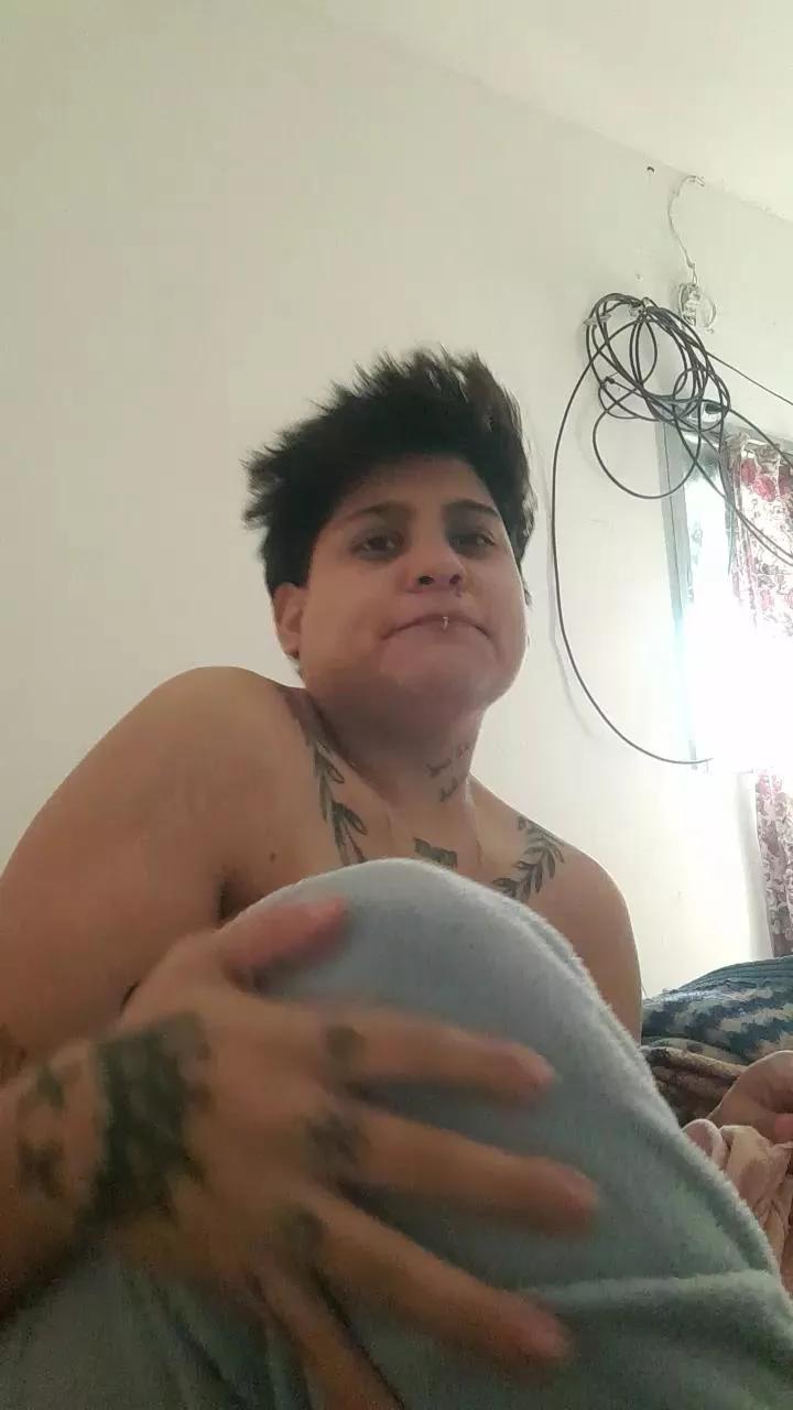 BenicioHerrera on Cam4 