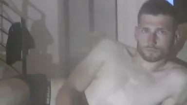 Benitoushow on Cam4 