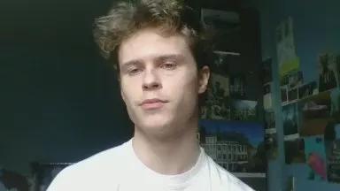 blondyguyyy on Cam4 