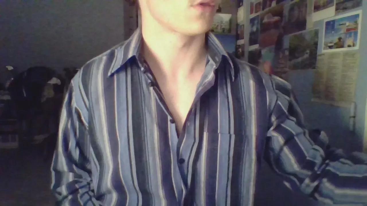 blondyguyyy on Cam4 