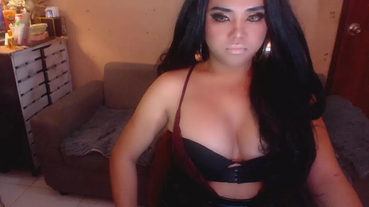 brianatopdom on Cam4 