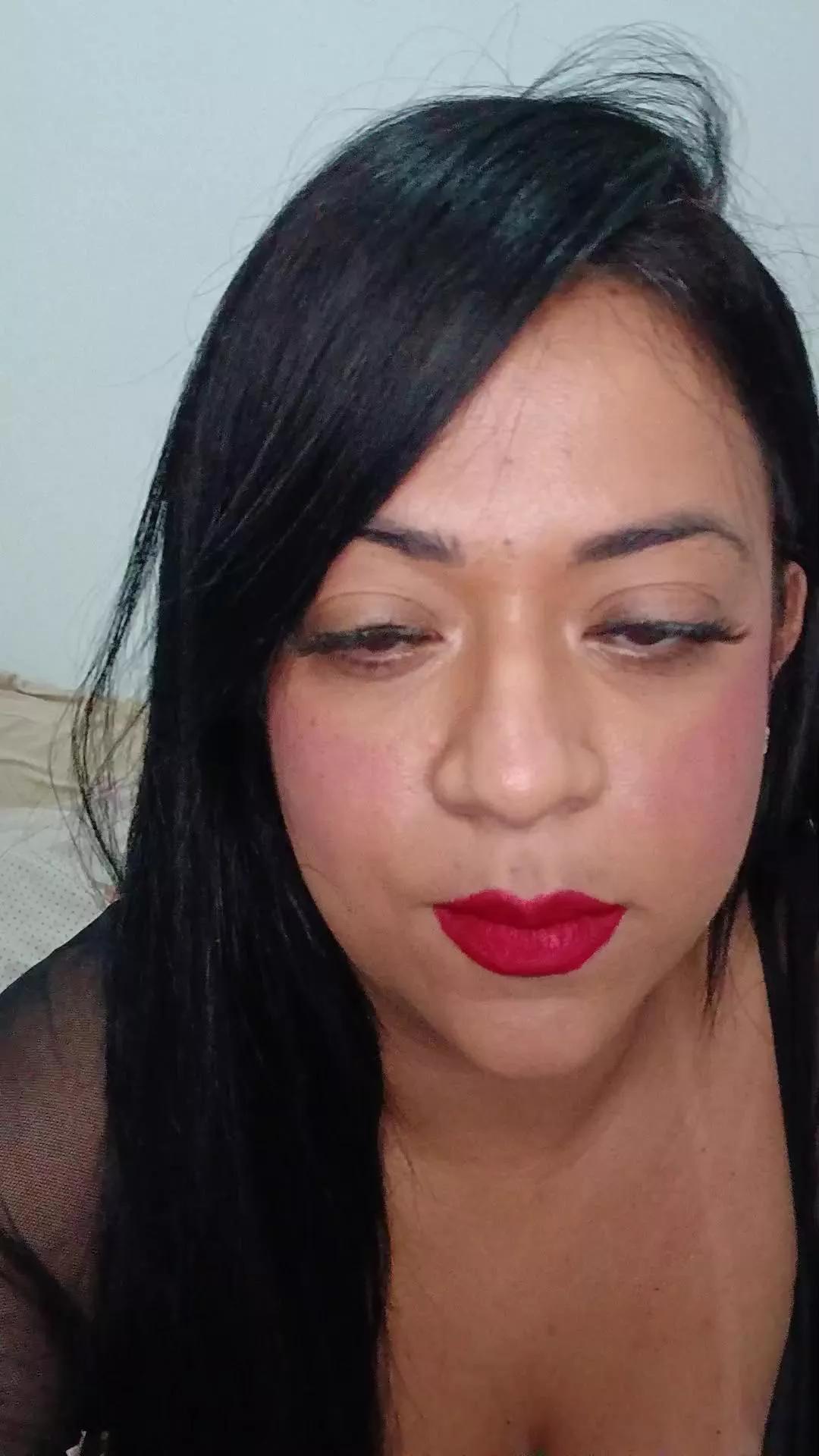 CarolGomes01 on Cam4 