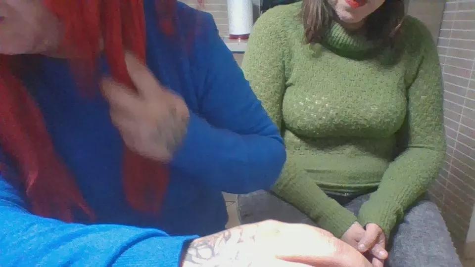 Carolyne2023 on Cam4 
