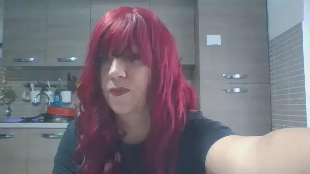 Carolyne2023 on Cam4 