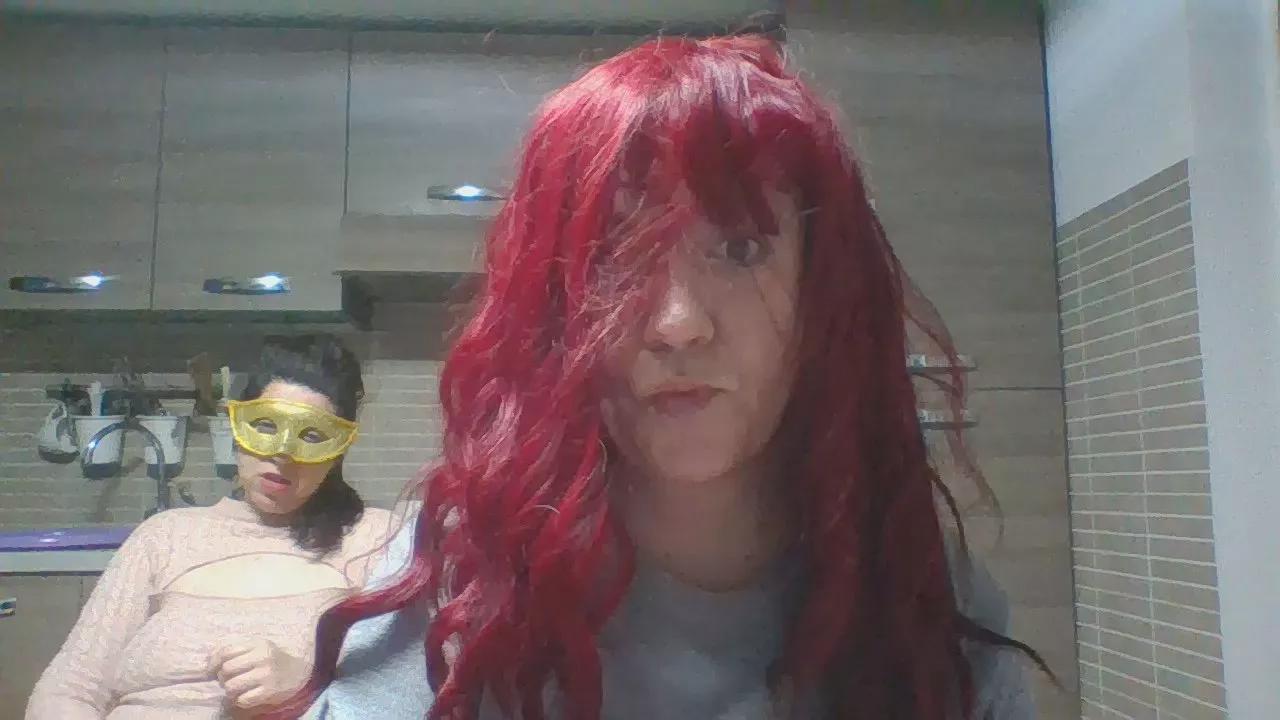 Carolyne2023 on Cam4 